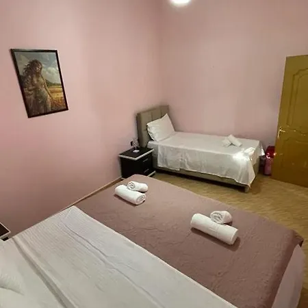 Апартаменты Dogra In Centre